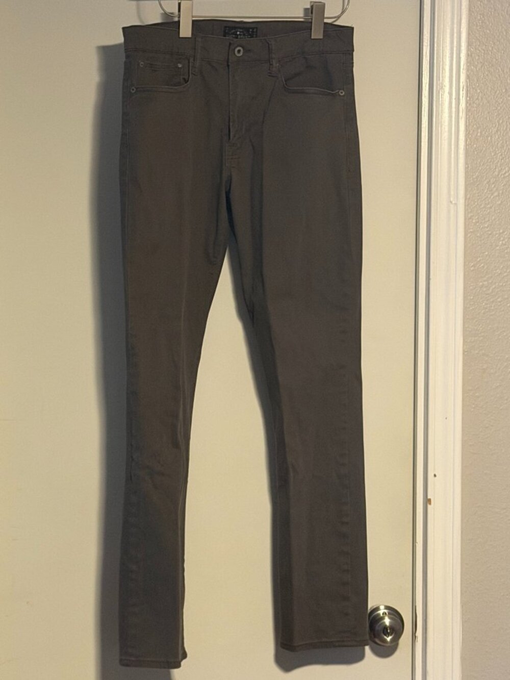 Lucky Brand Jeans Men's Jeans Charcoal Gray Slim Straight Denim